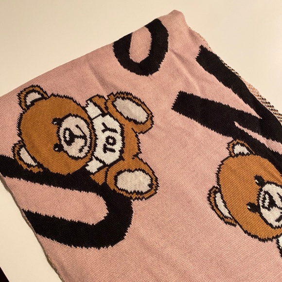 Moschino scarf baby teddy bears Moschino pink black white brown iconic - Picture 2 of 3